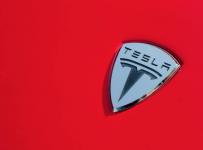 Компания Tesla