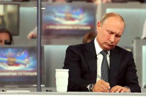 Путин подписал закон о защите прав дольщиков
