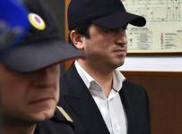 Заместитель гендиректора «Аэрофлота» Владимир Александров не смог убедить суд отправить его под домашний арест