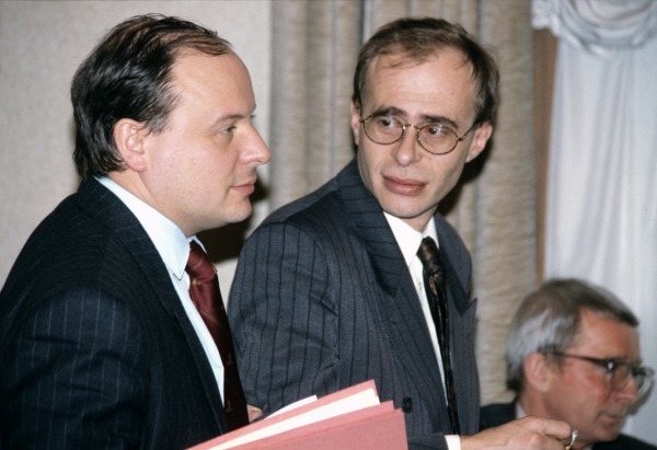 Егор Гайдар и Владимир ЛОпухин