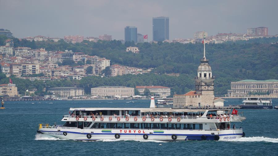 Прогулочный пароход в Турции