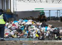 Мусорные операторы в 11 регионах оказались на грани банкротства