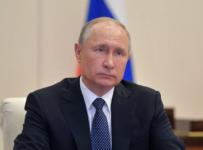 Путин заявил о падении объёма розничной торговли в России на 35%