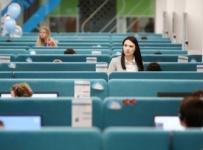 Опрос: почти треть российских компаний отправили сотрудников в неоплачиваемый отпуск