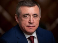 Губернатор Сахалинской области Валерий Лимаренко: