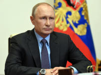 На пике коронавируса Путин отправляет миллионы россиян зарабатывать себе на жизнь
