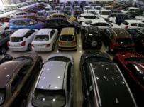 в Индии продажи новых легковых автомобилей упали до нуля