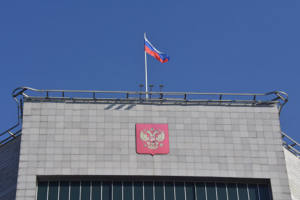 Требование экс-директора "Кира Пластинина стиль" к компании в 121 млн руб суд рассмотрит в июне