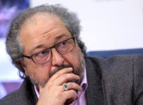 Долги ликвидирующейся на Кипре O1 Group Минца достигли почти $2 млрд