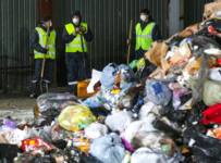 ВЭБ отказался от кредитования мусорных операторов после критики ФАС