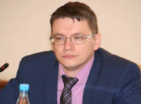 Чтоб он жил на один прожиточный минимум