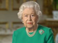 Королева Елизавета II лишила Харви Вайнштейна Ордена британской империи