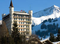 Люксовые отели в Швейцарии простаивают из-за отмены массовых мероприятий