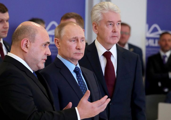 Вторая волна коронавируса начинается в России. Но карантина не будет