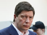 Суд снял арест со счетов нефтяной компании экс-владельца банка «Югра»