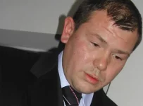 Владислав Костарев
