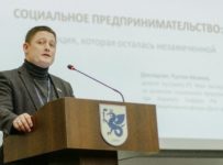 Депутата-банкрота Рустема Хасанова заподозрили в связях с кредитором
