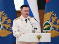 прокуратура по поручению генпрокурора Игоря Краснова проверит соблюдение прав работников компаний