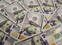 Международные резервы России сократились на $25 млрд